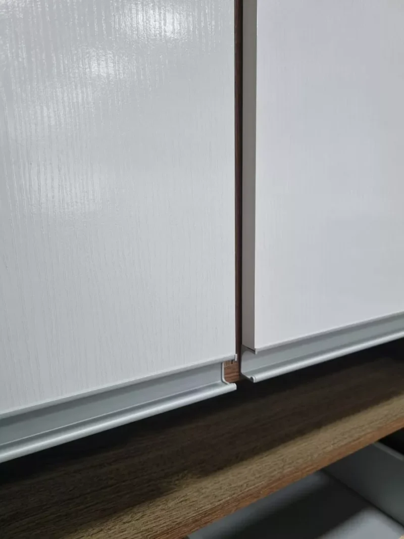 Mueble Alacena Aéreo De Cocina 3 Puertas De Colgar 1.20 Mdp Color Beige/marrón